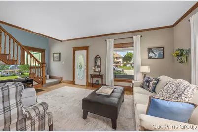 3836 30th Street SW, Grandville, MI 49418 - Photo 6