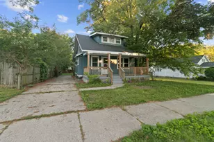 2645 Longstreet Ave SW, Wyoming, MI 49509 - Photo 2