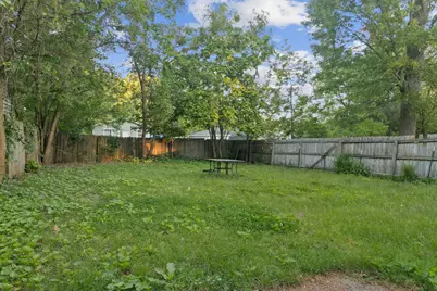 2645 Longstreet Avenue SW, Wyoming, MI 49509 - Photo 8