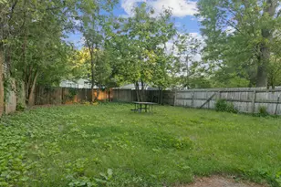 2645 Longstreet Ave SW, Wyoming, MI 49509 - Photo 8