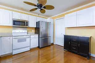 37868 Jefferson Ave, Harrison Township, MI 48045 - Photo 24