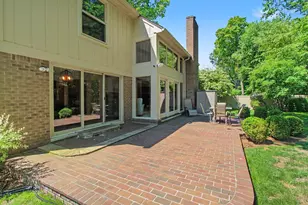 14017 Towering Oaks Dr, Utica, MI 48315 - Photo 32