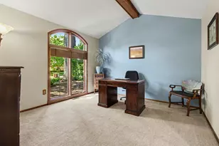 14017 Towering Oaks Dr, Utica, MI 48315 - Photo 14