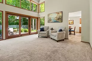 14017 Towering Oaks Dr, Utica, MI 48315 - Photo 8