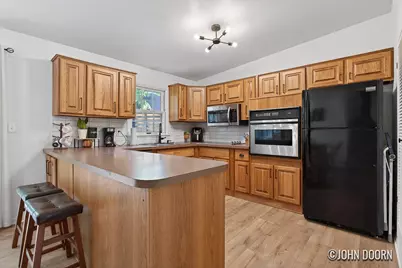 2246 Holliday Drive SW, Wyoming, MI 49519 - Photo 10