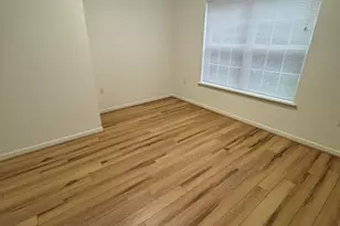 2688 S Knightsbridge Cir, Ann Arbor, MI 48105 - Photo 12