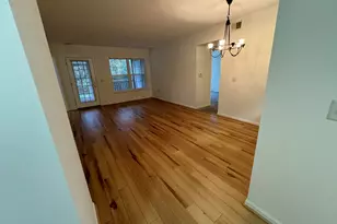 2688 S Knightsbridge Cir, Ann Arbor, MI 48105 - Photo 8