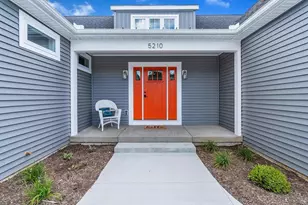 5210 Grande View Ln, Jackson, MI 49201 - Photo 2