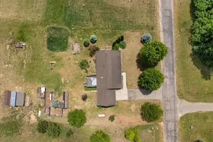 2171 Walking Horse Ln, Allegan, MI 49010 - Photo 56