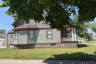 1541 Clinton St, Muskegon, MI 49442 - Photo 2