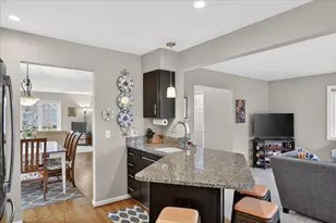 546 Parkland Dr, Rochester Hills, MI 48307 - Photo 20