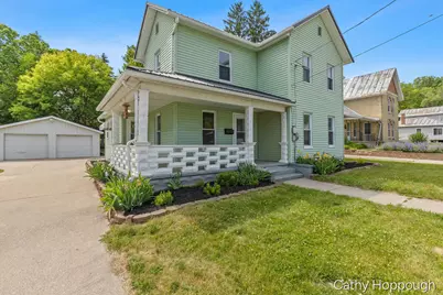 641 N Jackson Street, Ionia, MI 48846 - Photo 4