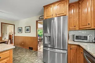 2075 Georgetown Blvd, Ann Arbor, MI 48105 - Photo 12