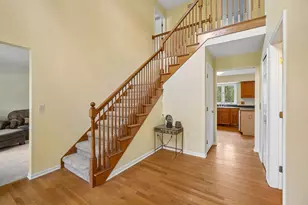 6338 Dalton Ridge, Brighton, MI 48116 - Photo 2