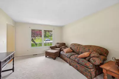 6338 Dalton Ridge, Brighton, MI 48116 - Photo 4