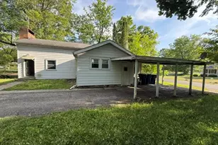 3908 Grand Prairie Rd, Kalamazoo, MI 49006 - Photo 2