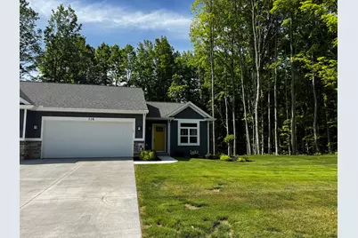 116 Creek Drive, Hart, MI 49420 - Photo 2