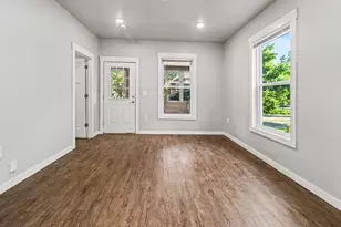 1021 Sherman St SE, Grand Rapids, MI 49506 - Photo 6
