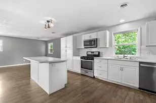 181 Foote Rd, Battle Creek, MI 49017 - Photo 12