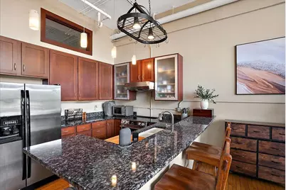 600 Broadway Avenue NW #423, Grand Rapids, MI 49504 - Photo 8