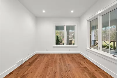 317 N Lakeshore Avenue, Holland, MI 49424 - Photo 22