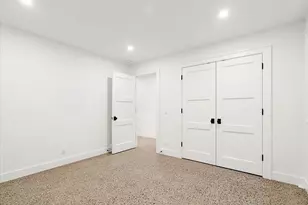 317 N Lakeshore Ave, Holland, MI 49424 - Photo 74
