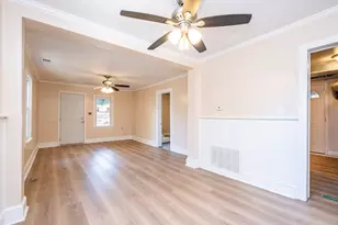 16167 Hauss Ave, Eastpointe, MI 48021 - Photo 8