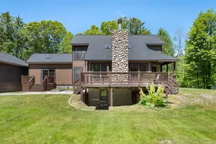 13324 Hickory Rd, Fruitport, MI 49415 - Photo 6