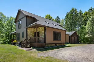 13324 Hickory Rd, Fruitport, MI 49415 - Photo 4