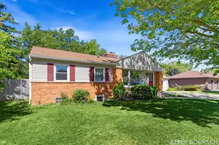 7543 Walnut Ave, Jenison, MI 49428 - Photo 2