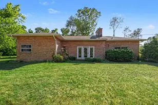 20759 Carpenter Dr, Battle Creek, MI 49017 - Photo 2