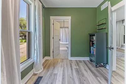 611 W Silver Lake Road, Fenton, MI 48430 - Photo 24
