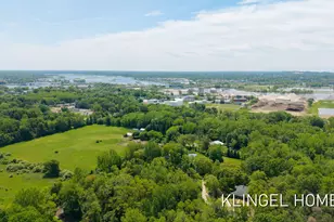 17829 Cherokee Dr, Spring Lake, MI 49456 - Photo 46