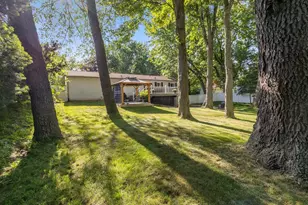 1358 Flamingo St, Wixom, MI 48393 - Photo 36