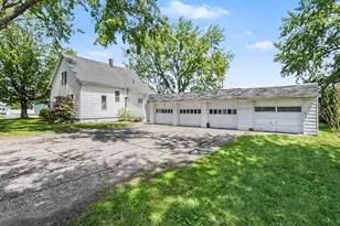 1368 W Lemon Creek, Baroda, MI 49101 - Photo 18