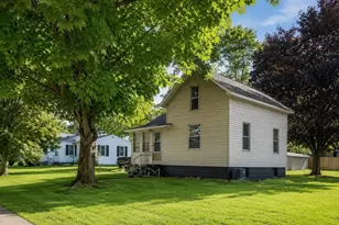 767 Alger St, Kalamazoo, MI 49048 - Photo 1