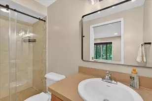 4022 Dun Rovin Ct, Commerce Township, MI 48382 - Photo 50