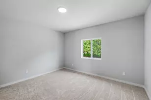 387 Pinery Ln, Fremont, MI 49412 - Photo 10