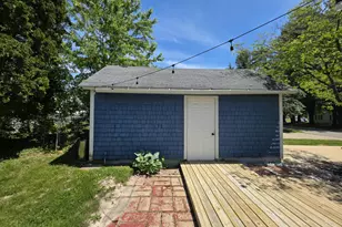 1406 Covell Ave NW, Grand Rapids, MI 49504 - Photo 6