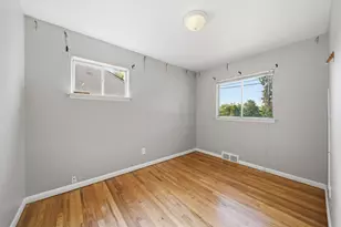 1241 Grove Rd, Ypsilanti, MI 48198 - Photo 16