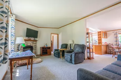 814 Seymour Avenue, Jackson, MI 49202 - Photo 4