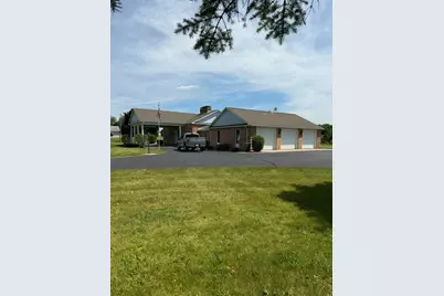 1111 N Lake Pleasant Road #08, Hillsdale, MI 49242 - Photo 4