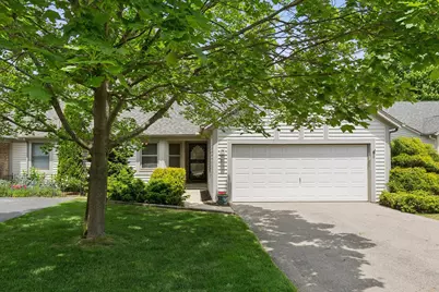 2443 Shoreham Highlands Street, Saint Joseph, MI 49085 - Photo 2