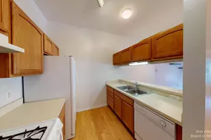 2795 S Knightsbridge Cir, Ann Arbor, MI 48105 - Photo 2