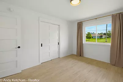 315 W 40th Street, Holland, MI 49423 - Photo 14