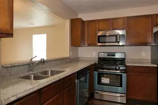 4026 Rivertown Ln SW, Wyoming, MI 49418 - Photo 6