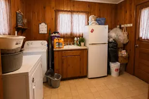 18 E Montgomery St, Hillsdale, MI 49242 - Photo 38