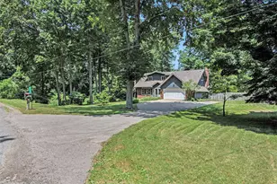 2569 Ridgewood Trail, Berrien Springs, MI 49103 - Photo 2