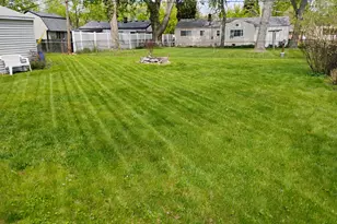 12415 Clinton River Rd, Sterling Heights, MI 48313 - Photo 34