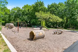 1532 Henderson Dr, Kalamazoo, MI 49006 - Photo 50